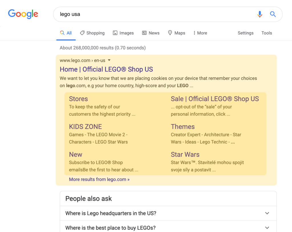 Organic search result with Sitelinks on a desktop device